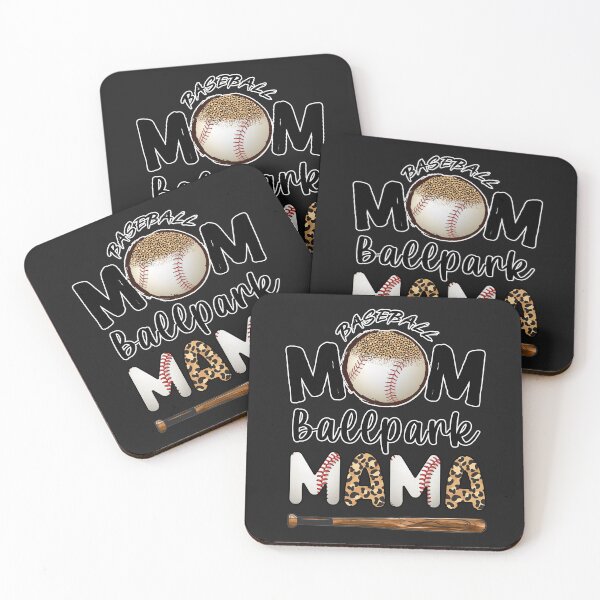 Aperçu de l'œuvre Maman de baseball, maman de baseball, c'est la saison, baseball, maman occidentale, Cadeaux pour maman Bonne fête des mères créée et vendue par RaspberryEM.
