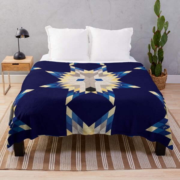 Artikelvorschau, Steppdecke mit blauäugigem Wolfsstern entworfen und verkauft von Dee Croaker Artistry.