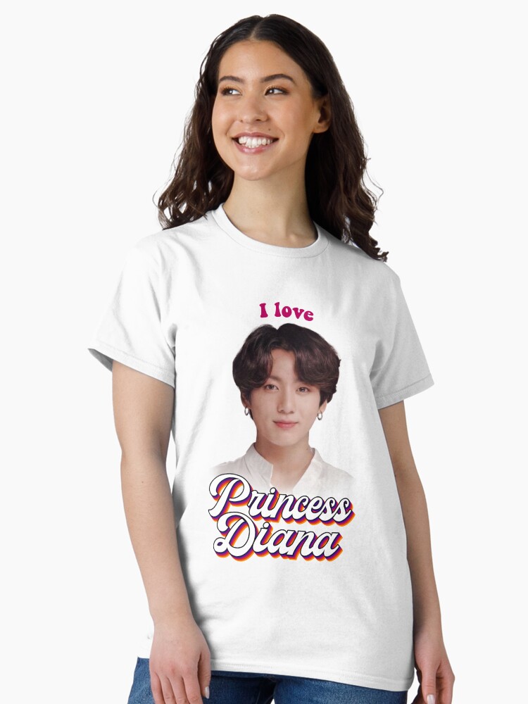 Imagen 1 de 7, Camiseta clásica con la obra Princesa diana jungkook kpop meme retro, diseñada y vendida por snazzyseagull.