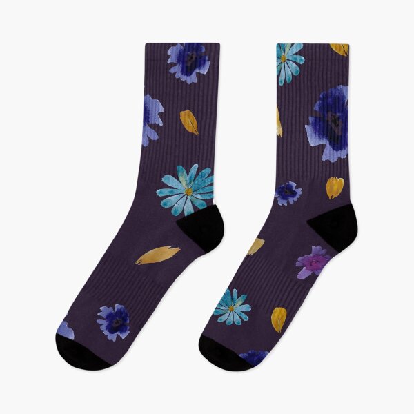 Artikelvorschau, Viola daisy peony petal violet pattern watercolor entworfen und verkauft von Yana Mustafina | Boho Soulful Designs.