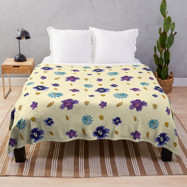 Aperçu de l'œuvre Viola daisy peony petal beige pattern watercolor créée et vendue par Yana Mustafina | Boho Soulful Designs.