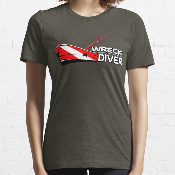 Wreck Diver Essential T-Shirt