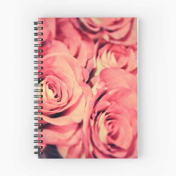 Aperçu de l'œuvre Des roses créée et vendue par Debbra Obertanec.