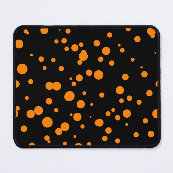 Aperçu de l'œuvre Random Dots Repeat Orange on Black 5748 créée et vendue par Art in My Loft.