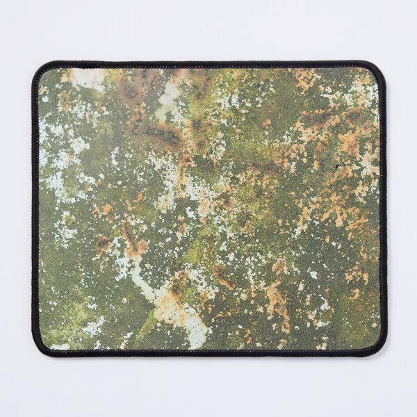 Artikelvorschau, Rural industrial rust texture, green and yellow colors entworfen und verkauft von CrunchyCableStudio.