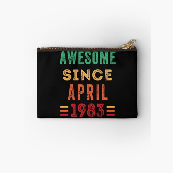 Artikelvorschau, Awesome since April 1983 birthday shirt entworfen und verkauft von Gerald Waters.