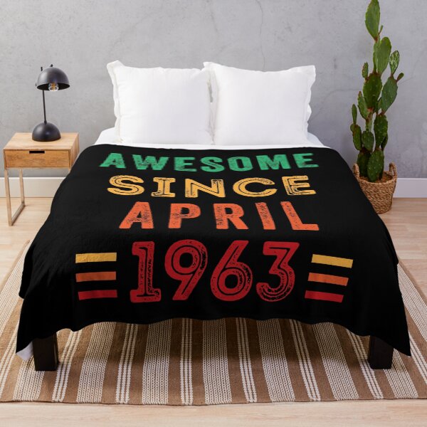 Artikelvorschau, Awesome since April 1963 birthday shirt entworfen und verkauft von Gerald Waters.