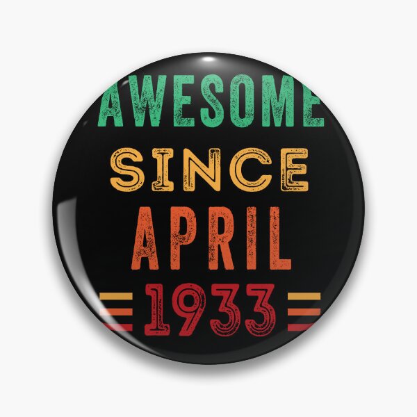 Artikelvorschau, Awesome since April 1933 birthday shirt entworfen und verkauft von Gerald Waters.