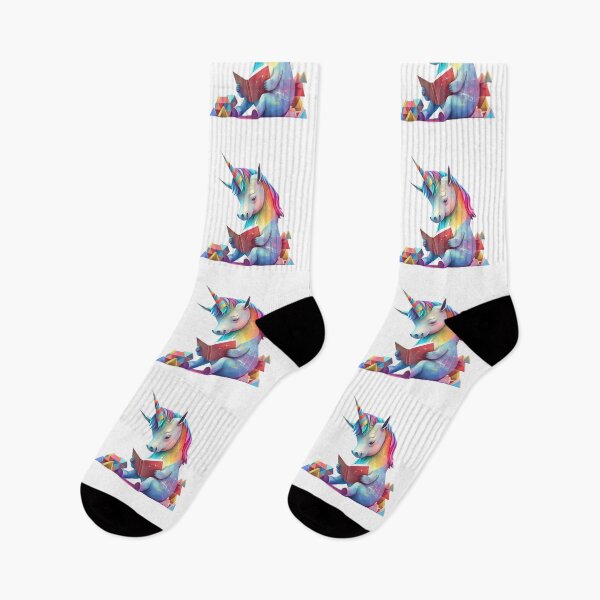 Artikelvorschau, Design eines Einhorns, das ein Buch in Regenbogenfarben liest entworfen und verkauft von zzibel.