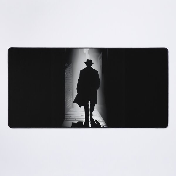 Aperçu de l'œuvre Une silhouette mystérieuse marchant dans une ruelle brumeuse créée et vendue par Waveval.