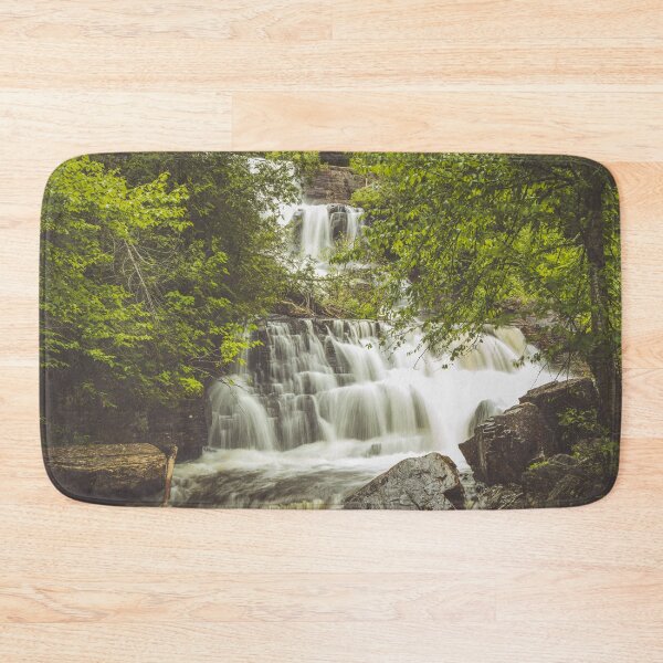Artikelvorschau, Rats Waterfall Mont Tremblant Quebec Canada V1 entworfen und verkauft von Family Journey with God.