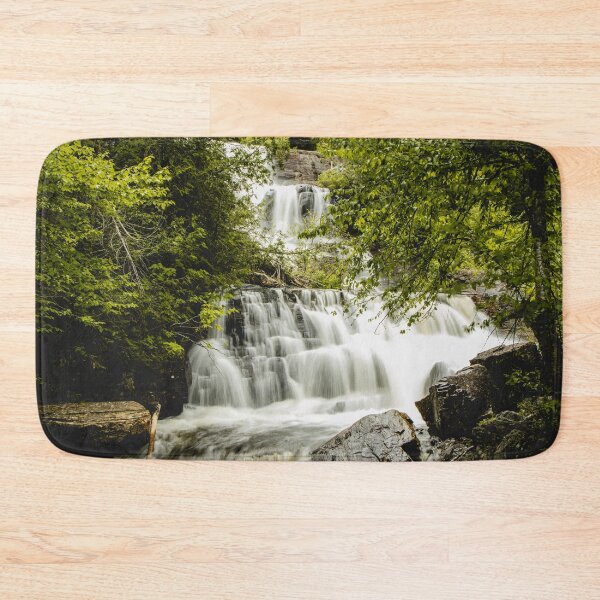Artikelvorschau, Rats Waterfall Mont Tremblant Quebec Canada V2 entworfen und verkauft von Family Journey with God.