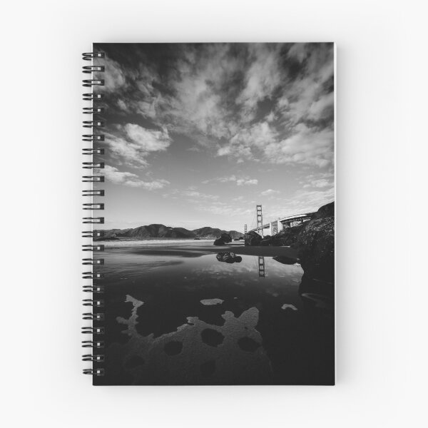 Aperçu de l'œuvre Noir SF - Dimensions urbaines San Francisco créée et vendue par David  Perea.