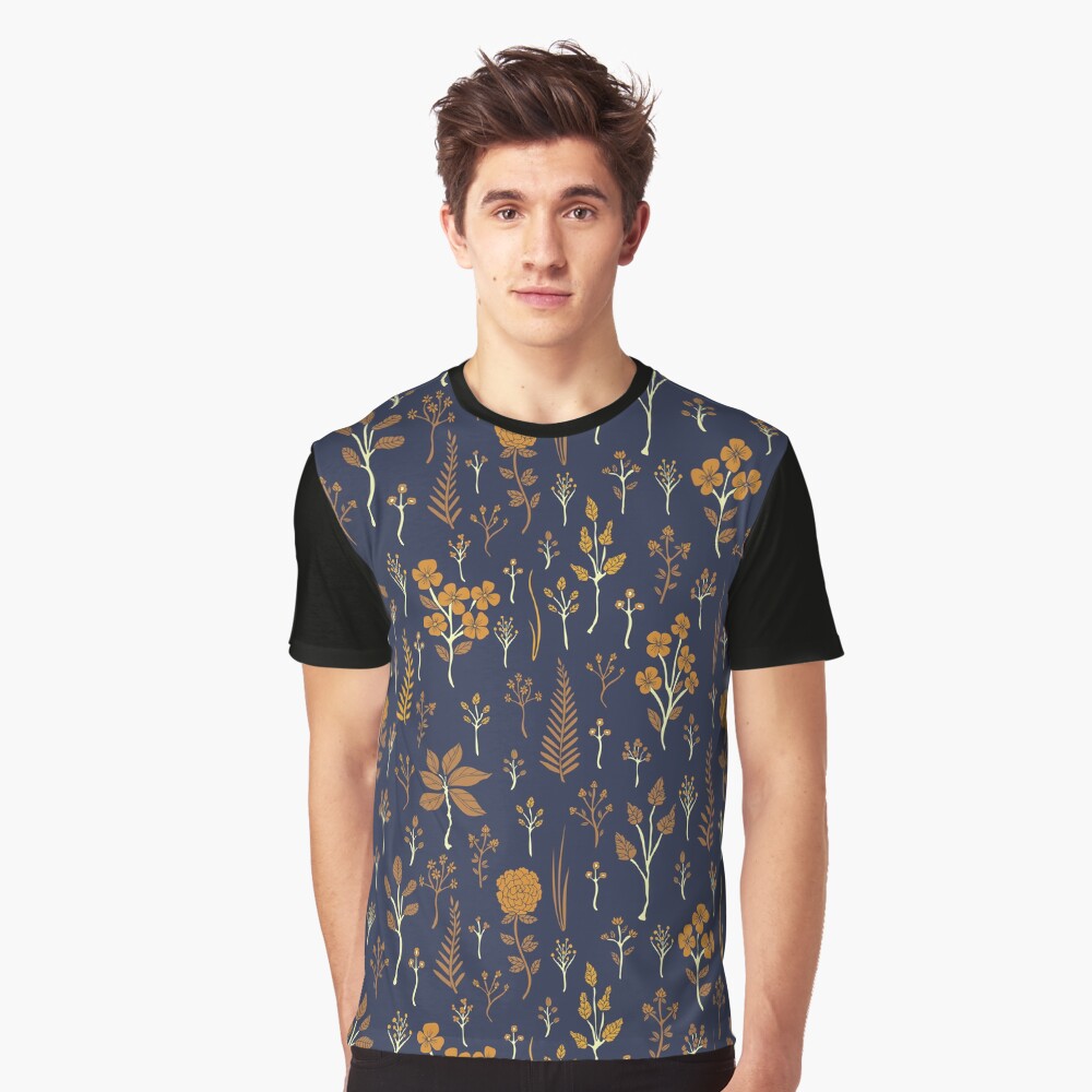 Aperçu de l'œuvre T-shirt graphique créée et vendue par somecallmebeth.