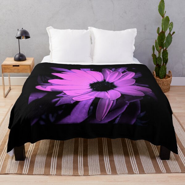 Aperçu de l'œuvre Violet Bloom créée et vendue par craftsbydaphy.