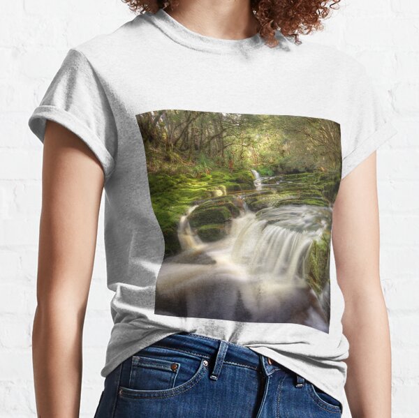 Highland cascades, Tasmania Classic T-Shirt