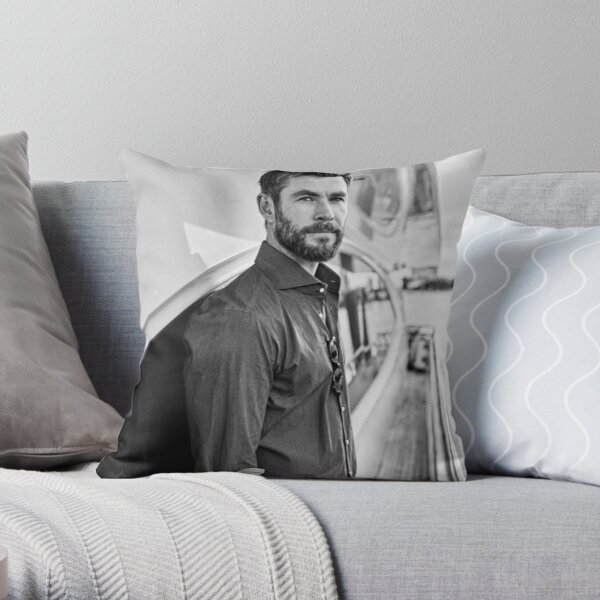 Chris Hemsworth Printing Throw Pillow Cover Decorative Car Cushion Hotel  Waist Office Square Home Pillows not include One Side - AliExpress