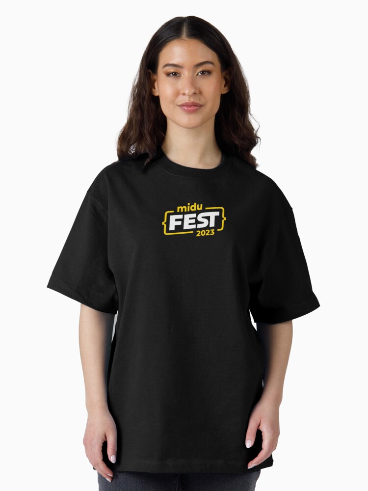 Imagen 2 de 7, Camiseta oversize con la obra MiduFest, diseñada y vendida por midu-dev.