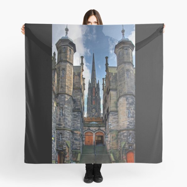 New College and The Hub Scarf