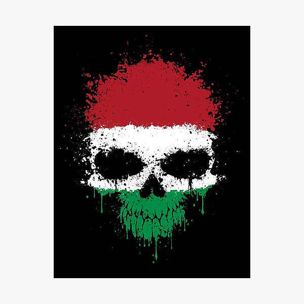 Artikelvorschau, Chaotische ungarische Flagge Splatter Skull entworfen und verkauft von JeffBartels.