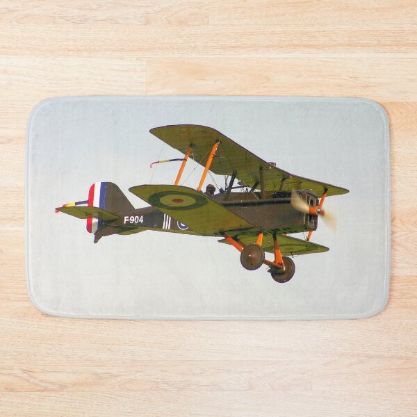 Artikelvorschau, Royal Aircraft Factory SE5a F904 fliegt vorbei entworfen und verkauft von MartinPhotos.