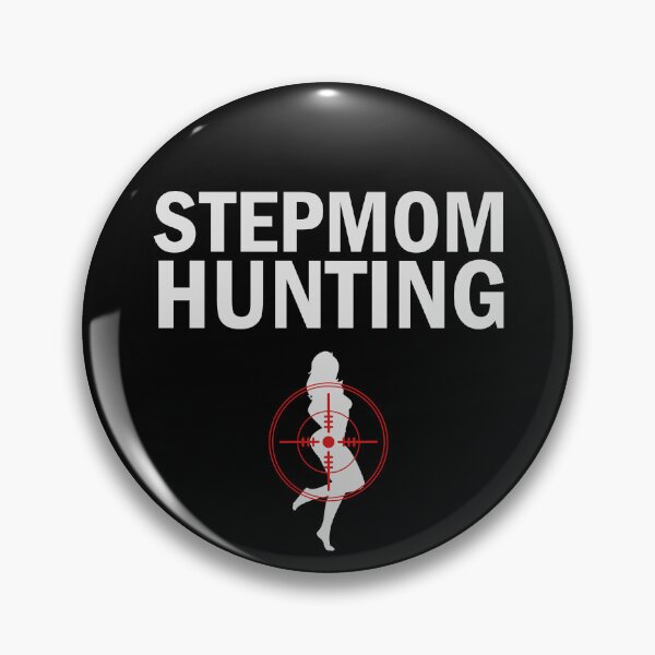Artikelvorschau, Lustiges T-Shirt der Stiefmutter-Jagd entworfen und verkauft von booblegum.