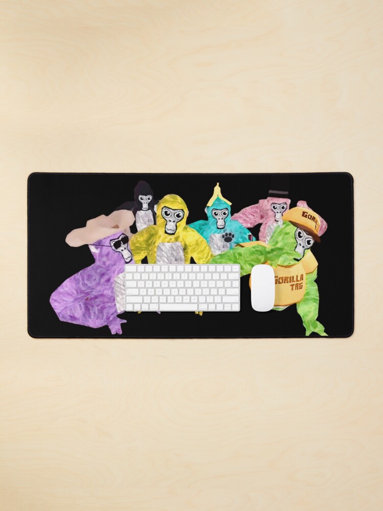 Aperçu 1 sur 5. Tapis de souris avec l'œuvre Moi et mes amis pour toujours ! - Gorilla Tag Here Banana créée et vendue par TheDudeForU.