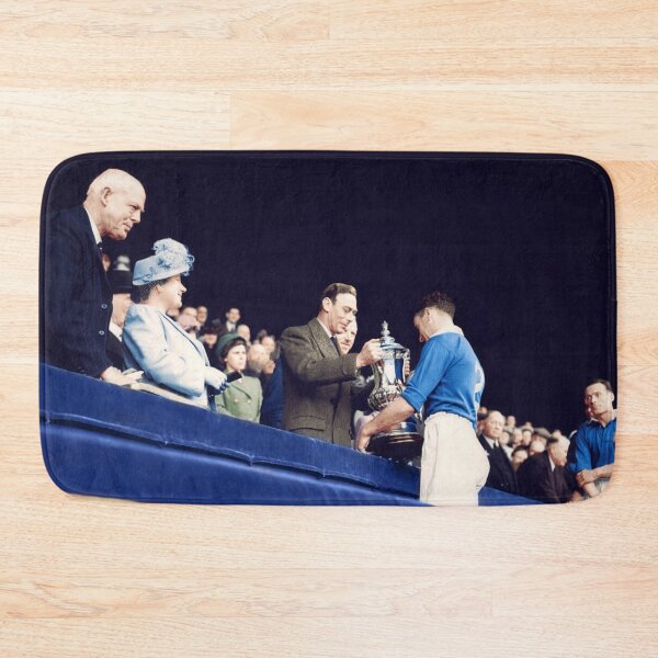 Item preview, 1948 king presents the trophy designed and sold by AndythephotoDr.