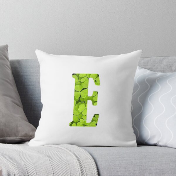 Artikelvorschau, E Botanical Monogram. Detailed CLOVERS Drawing Sticker entworfen und verkauft von Cici-Chan.