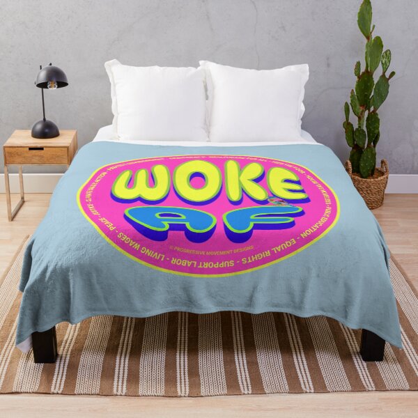 Aperçu de l'œuvre PMD00653 Le design amusant WOKE AF de Progressive Movement Designs pour n'importe quel jour de l'année montre que vous soutenez les objectifs politiques progressistes des démocrates et indépendants progressistes et des partisans de Bernie Sanders créée et vendue par ProgressiveLeft.
