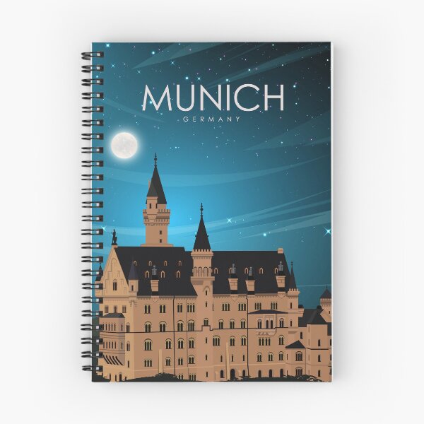 Artikelvorschau, München Deutschland Kaste Reiseplakat bei Nacht entworfen und verkauft von Stadify.