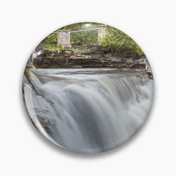 Artikelvorschau, Rockwood Falls in der Nähe von Guelph, Ontario entworfen und verkauft von jrtwynam.