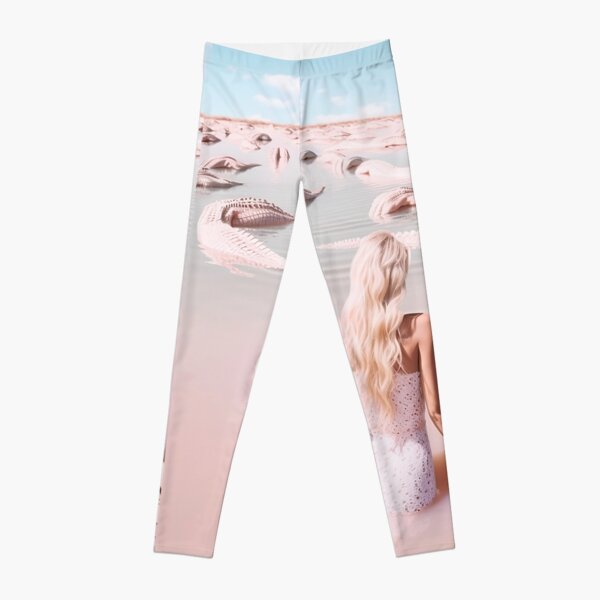 Woman with crocodiles Leggings