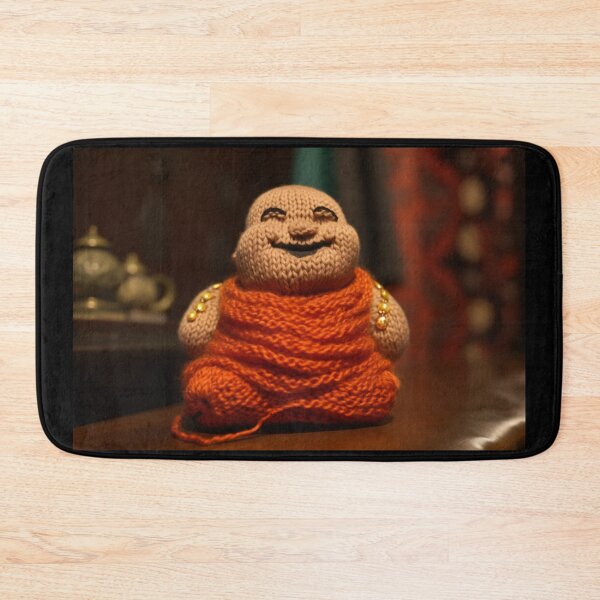 Aperçu de l'œuvre Knitted Laughing Buddha créée et vendue par wilkie1990.