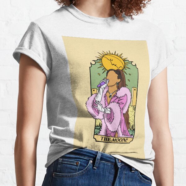 Ariana Grande as The Moon Tarot Card Classic T-Shirt