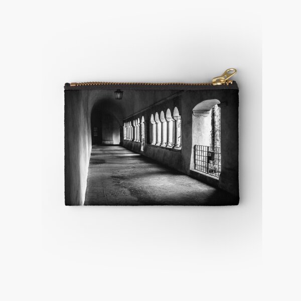 Aperçu de l'œuvre Cloister créée et vendue par Acalstudio.