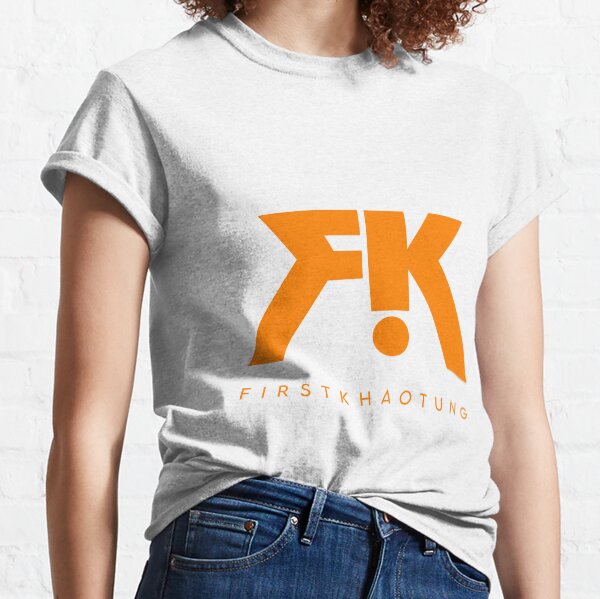 FirstKhaotung Tシャツ
