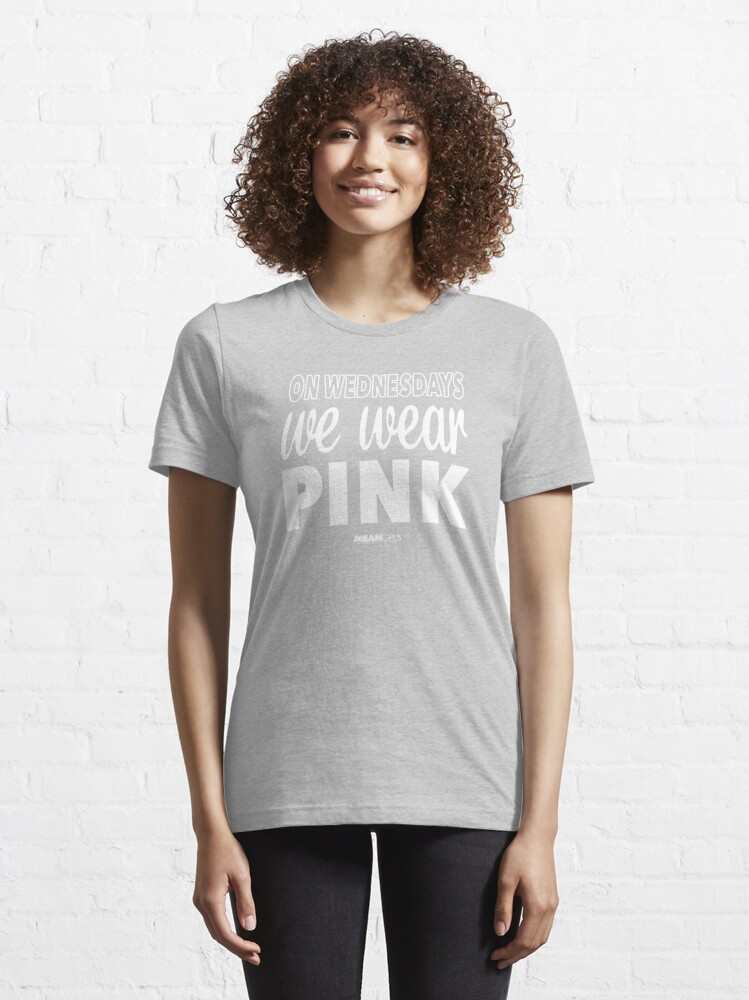 On Wednesdays We Wear Pink' Women's Plus Size T-Shirt