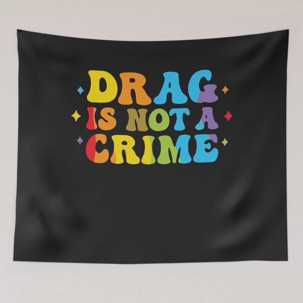 Artikelvorschau, Drag Is Not A Crime Unterstützen Sie Drag Queens LGBTQ Rights Pride entworfen und verkauft von IZIStore.