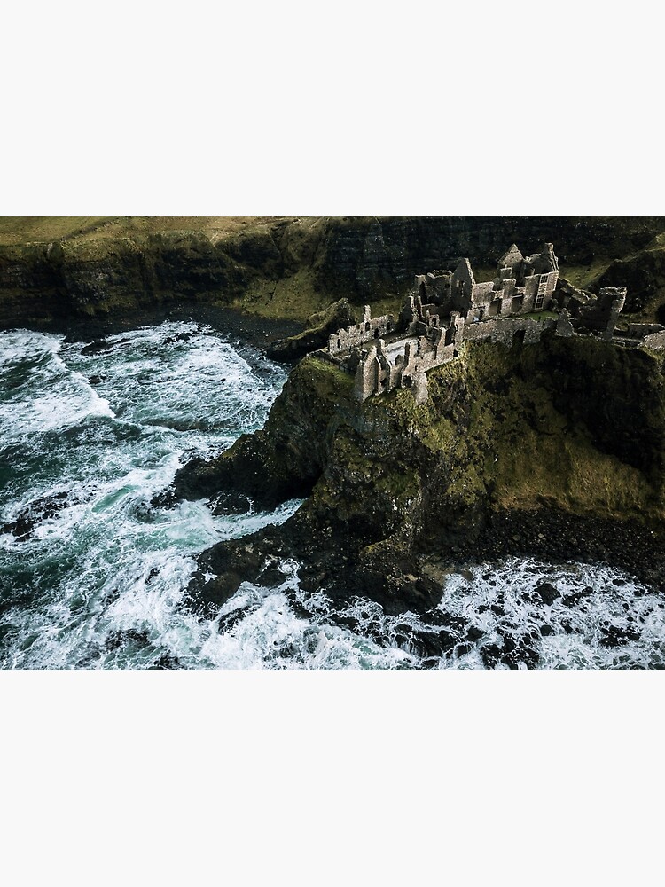 Castle ruin by the irish sea - Landscape Photography by regnumsaturni