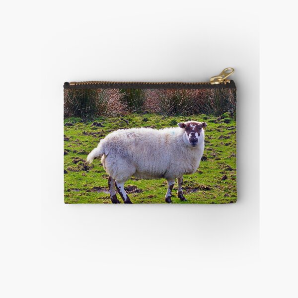 Aperçu de l'œuvre Tylorstown Ewe créée et vendue par VikingVisual.