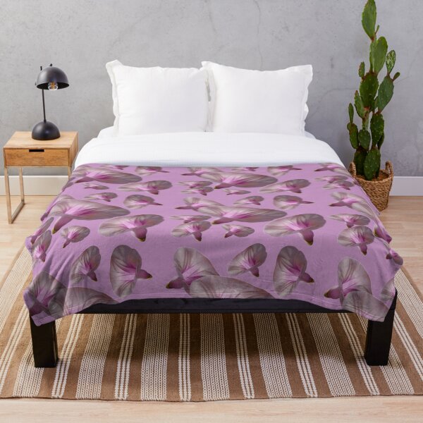 Item preview, flores rosadas yo designed and sold by SheMed.
