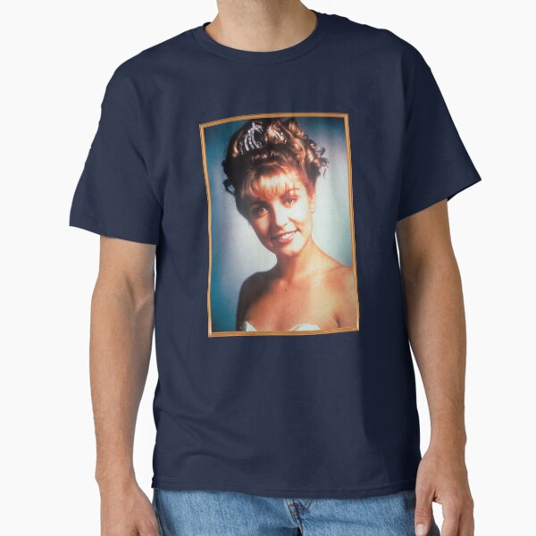 Vista previa del artículo con la obra «Retrato de la escuela secundaria Twin Peaks Laura Palmer Rosy Glow», diseñado y vendido por FifthSun.