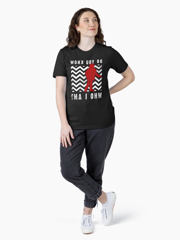 Twin Peaks Do You Know Who I Am The Arm Text Distressed Logo