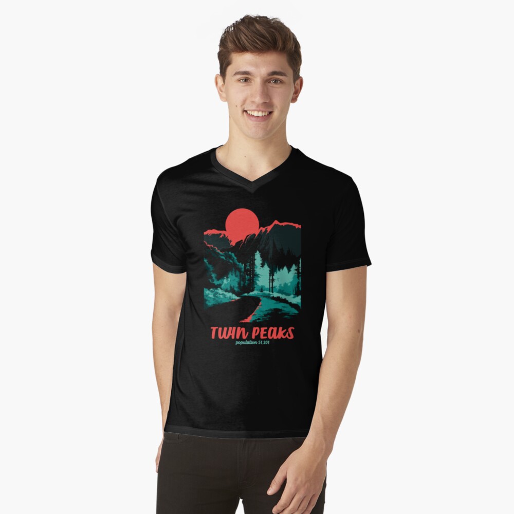 Vista previa del artículo con la obra «Camiseta de cuello en V», diseñado y vendido por FifthSun.