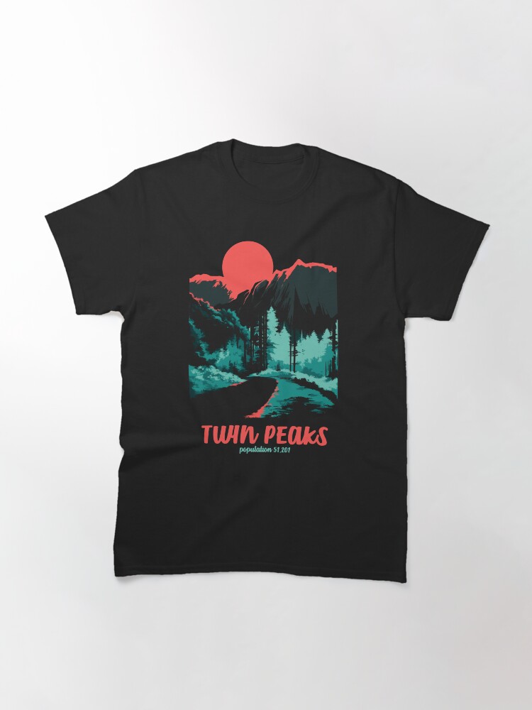 Imagen 3 de 7, Camiseta clásica con la obra Póster de bienvenida tonal de Twin Peaks Classic National Parks, diseñada y vendida por FifthSun.