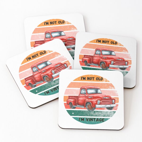 Artikelvorschau, Ich bin nicht alt, ich bin ein Vintage-alter roter Truck-alter roter Truck entworfen und verkauft von Janetlousart.