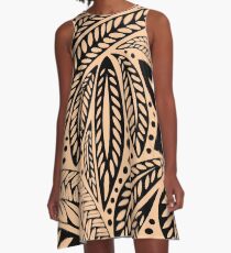 Helle Haut färbte retro farbigen hawaiischen polynesischen Stammes- BlumenTätowierungsentwurf A-Linien Kleid