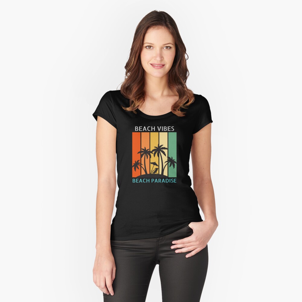 Aperçu de l'œuvre T-shirt échancré créée et vendue par merchbyzakariy.