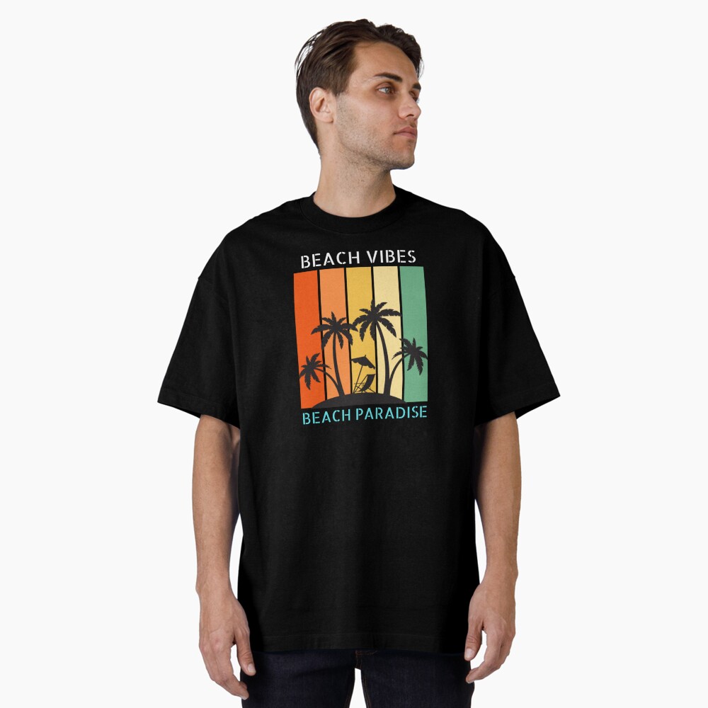 Aperçu de l'œuvre T-shirt oversize créée et vendue par merchbyzakariy.
